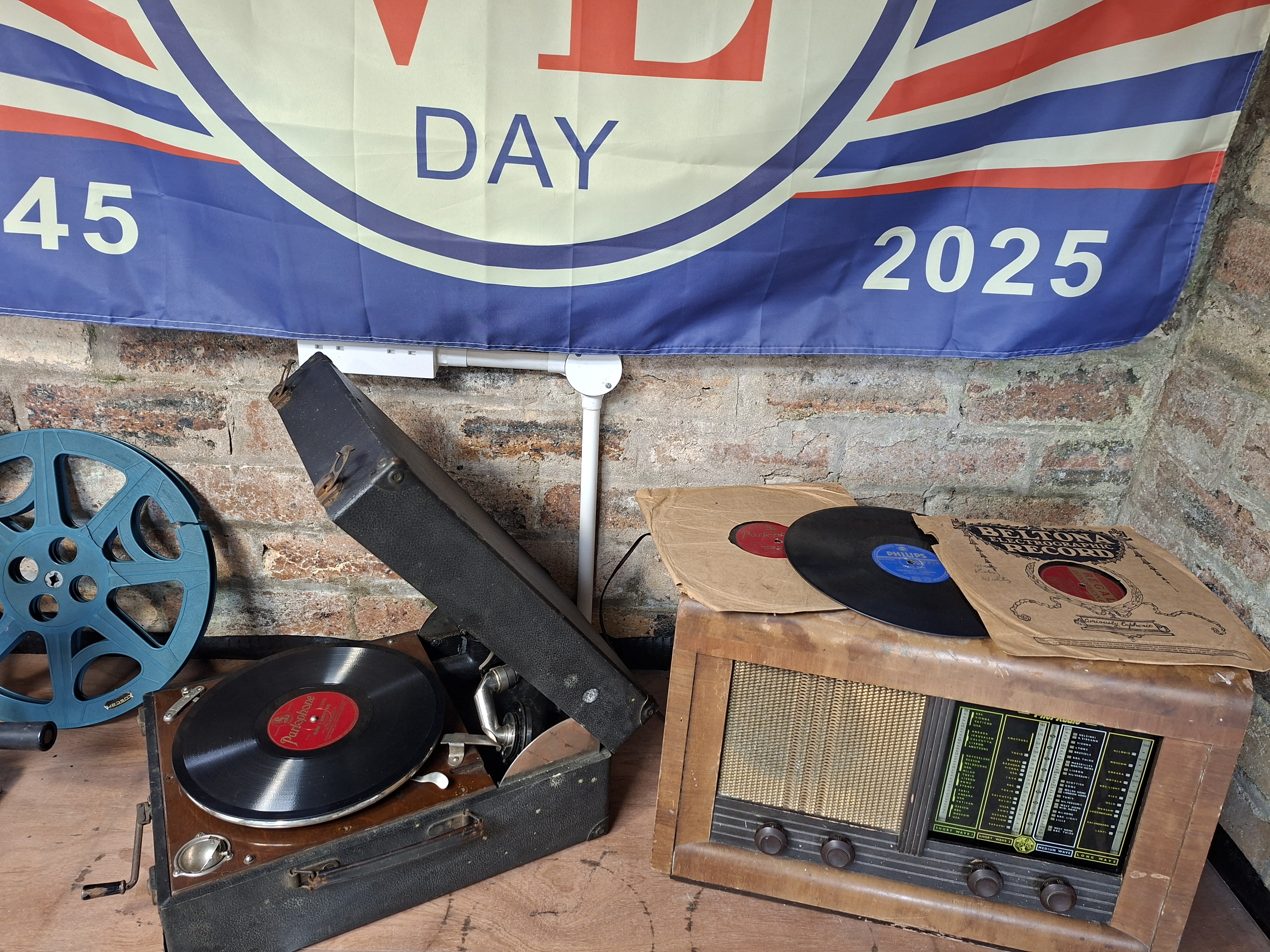 Photograph of Vintage radio and gramophone